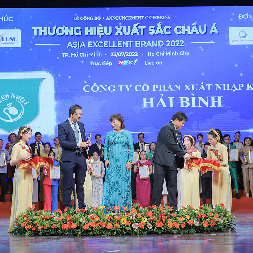 Green Nutri nhận “giải thưởng kép” tại Lễ công bố thương hiệu xuất sắc châu Á 2022